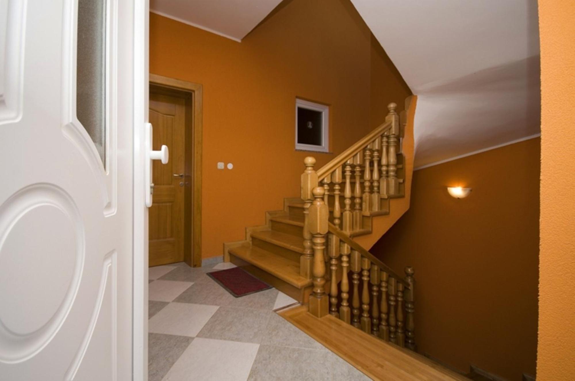 Apartment And Room Marlen Rovinjsko Selo Esterno foto
